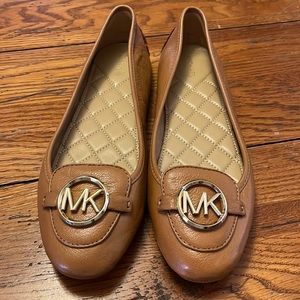 Michael Kors caramel flats